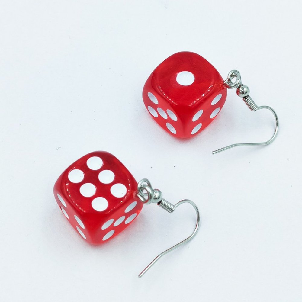 **NEW! PLAYING DICE EARRINGS funny awesome funky unique Yahtzee Die party - Picture 4 of 7